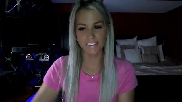 Gallery image thumbnail from Cora9's myfreecams stream on, 09/15/2023, 04:44 image 19 of 20
