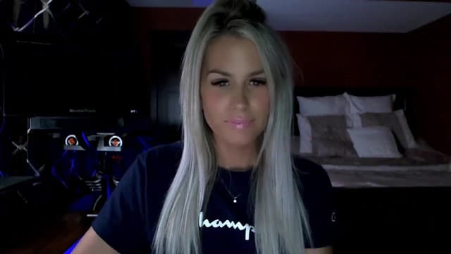 Gallery image thumbnail from Cora9's myfreecams stream on, 09/18/2023, 05:18 image 4 of 20