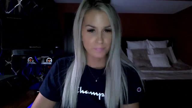Gallery image thumbnail from Cora9's myfreecams stream on, 09/18/2023, 05:18 image 16 of 20
