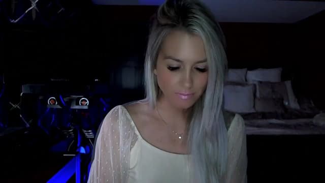 Gallery image thumbnail from Cora9's myfreecams stream on, 09/19/2023, 06:47 image 1 of 20