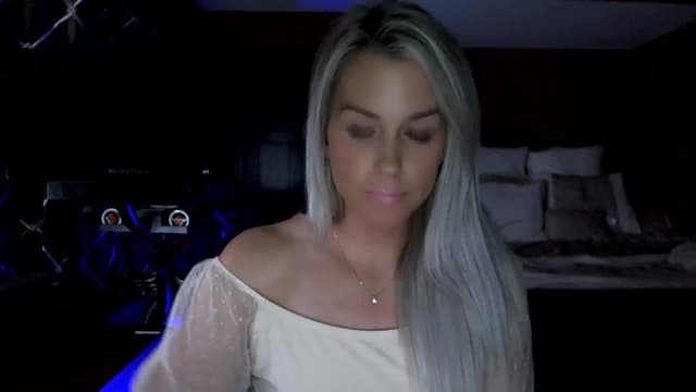 Gallery image thumbnail from Cora9's myfreecams stream on, 09/19/2023, 06:47 image 14 of 20