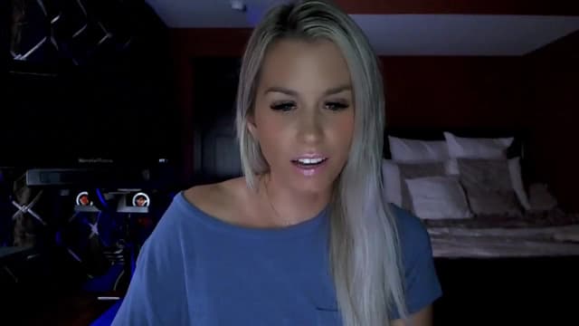 Gallery image thumbnail from Cora9's myfreecams stream on, 09/25/2023, 06:01 image 9 of 20