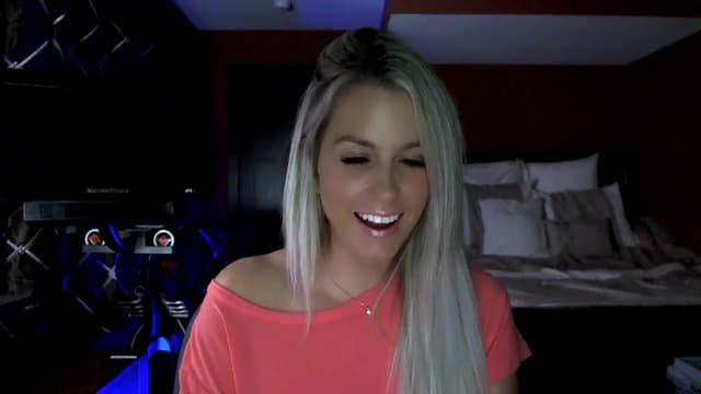 Gallery image thumbnail from Cora9's myfreecams stream on, 10/03/2023, 04:58 image 3 of 20