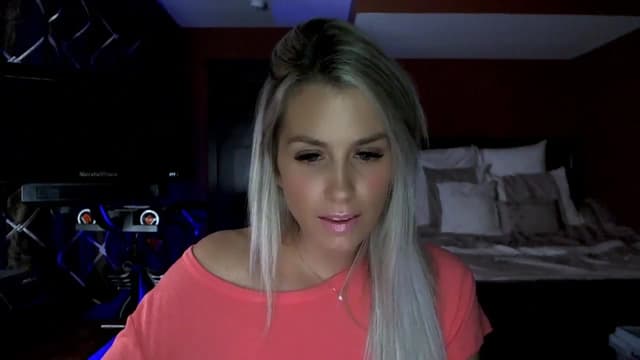 Gallery image thumbnail from Cora9's myfreecams stream on, 10/03/2023, 04:58 image 5 of 20