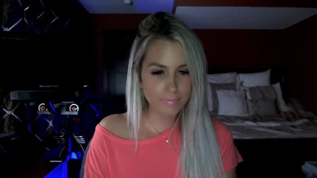 Gallery image thumbnail from Cora9's myfreecams stream on, 10/03/2023, 04:58 image 2 of 20