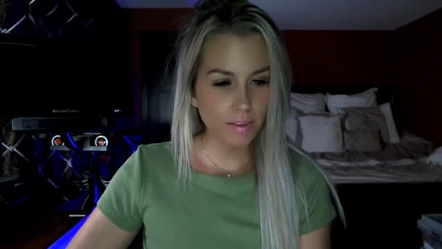 Gallery image thumbnail from Cora9's myfreecams stream on, 10/05/2023, 05:32 image 9 of 20