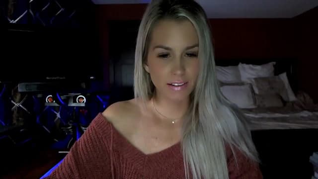 Gallery image thumbnail from Cora9's myfreecams stream on, 10/10/2023, 04:27 image 8 of 20
