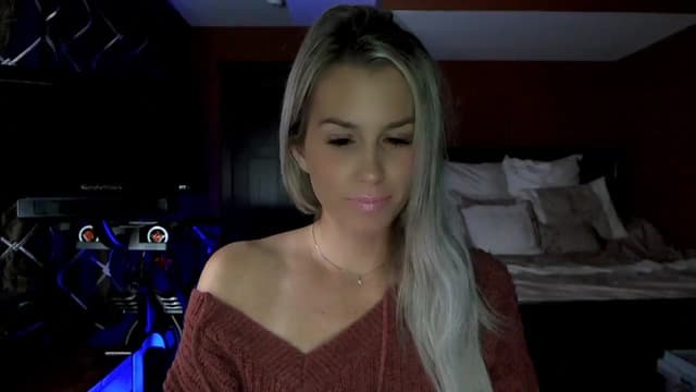 Gallery image thumbnail from Cora9's myfreecams stream on, 10/10/2023, 04:27 image 6 of 20