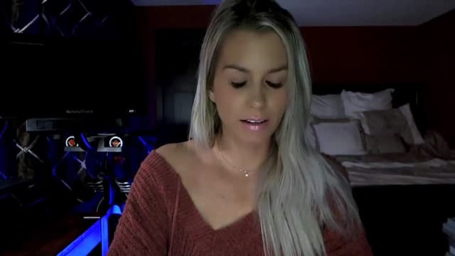 Gallery image thumbnail from Cora9's myfreecams stream on, 10/10/2023, 04:27 image 10 of 20