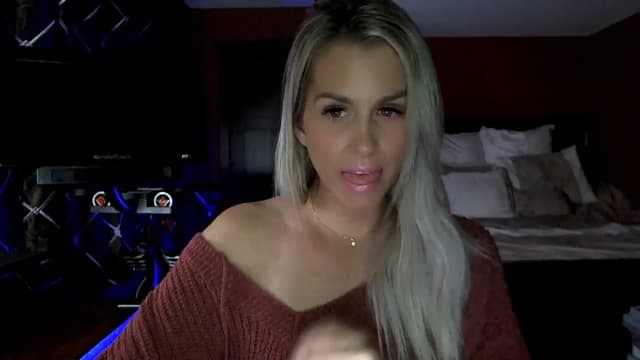 Gallery image thumbnail from Cora9's myfreecams stream on, 10/10/2023, 04:27 image 9 of 20