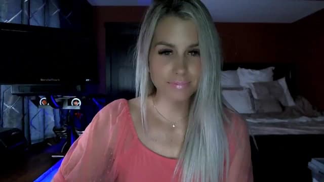 Gallery image thumbnail from Cora9's myfreecams stream on, 10/11/2023, 20:45 image 13 of 20