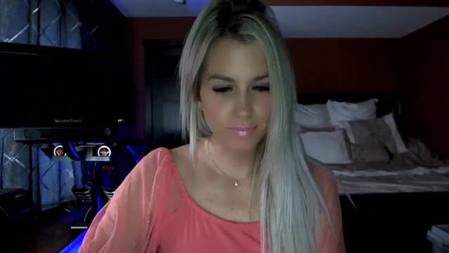 Gallery image thumbnail from Cora9's myfreecams stream on, 10/11/2023, 20:45 image 4 of 20