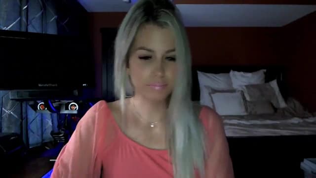 Gallery image thumbnail from Cora9's myfreecams stream on, 10/11/2023, 20:45 image 6 of 20