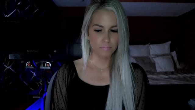 Gallery image thumbnail from Cora9's myfreecams stream on, 10/20/2023, 05:39 image 15 of 20