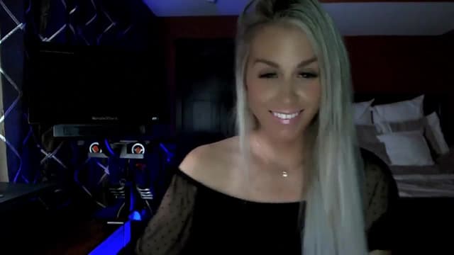 Gallery image thumbnail from Cora9's myfreecams stream on, 10/24/2023, 05:01 image 20 of 20