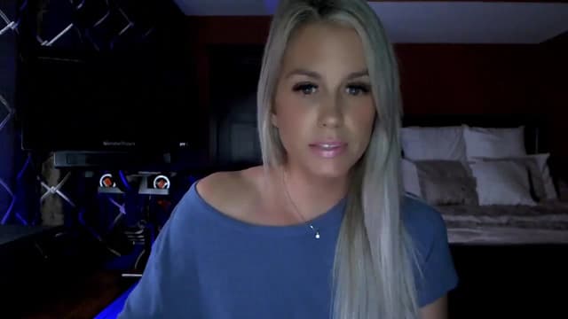 Gallery image thumbnail from Cora9's myfreecams stream on, 10/27/2023, 04:23 image 11 of 20