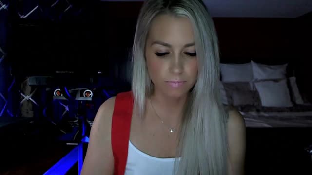 Gallery image thumbnail from Cora9's myfreecams stream on, 11/01/2023, 03:54 image 13 of 20