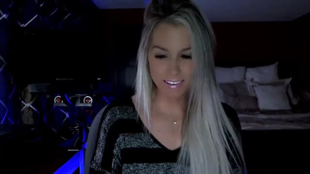Gallery image thumbnail from Cora9's myfreecams stream on, 11/06/2023, 06:21 image 6 of 20