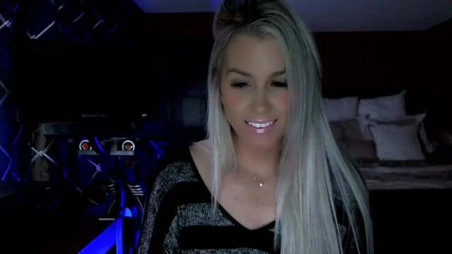 Gallery image thumbnail from Cora9's myfreecams stream on, 11/06/2023, 06:21 image 11 of 20