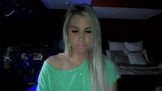 Gallery image thumbnail from Cora9's myfreecams stream on, 11/10/2023, 06:33 image 13 of 20