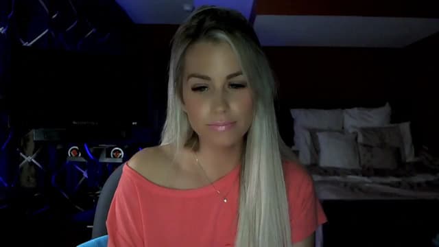Gallery image thumbnail from Cora9's myfreecams stream on, 11/17/2023, 06:52 image 13 of 20