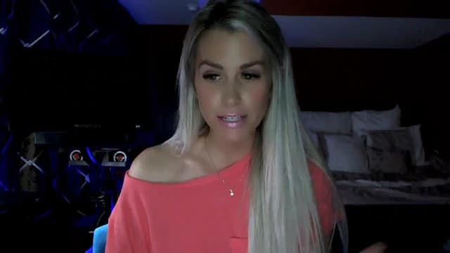 Gallery image thumbnail from Cora9's myfreecams stream on, 11/17/2023, 06:52 image 16 of 20