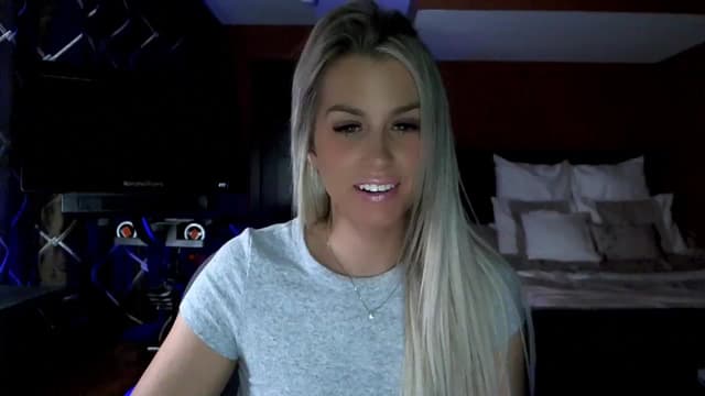 Gallery image thumbnail from Cora9's myfreecams stream on, 11/20/2023, 05:18 image 14 of 20