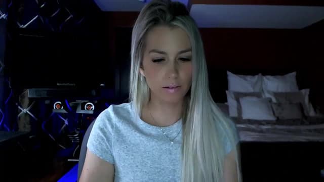 Gallery image thumbnail from Cora9's myfreecams stream on, 11/20/2023, 05:18 image 9 of 20