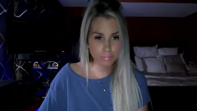 Gallery image thumbnail from Cora9's myfreecams stream on, 11/30/2023, 05:05 image 20 of 20