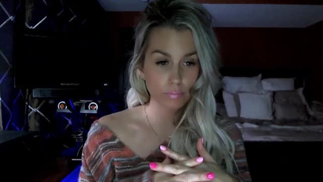 Gallery image thumbnail from Cora9's myfreecams stream on, 12/01/2023, 05:45 image 14 of 20