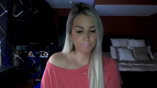 Gallery image thumbnail from Cora9's myfreecams stream on, 12/04/2023, 05:40 image 11 of 20