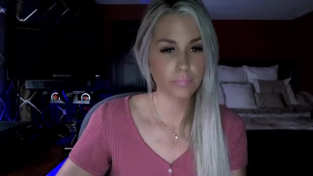 Gallery image thumbnail from Cora9's myfreecams stream on, 12/13/2023, 05:23 image 5 of 20