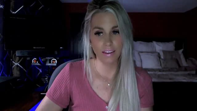 Gallery image thumbnail from Cora9's myfreecams stream on, 12/13/2023, 05:23 image 14 of 20