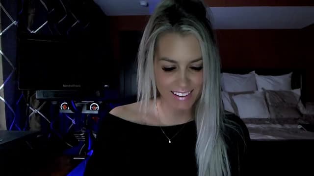 Gallery image thumbnail from Cora9's myfreecams stream on, 12/28/2023, 06:26 image 1 of 20