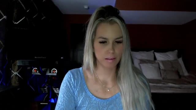 Gallery image thumbnail from Cora9's myfreecams stream on, 01/04/2024, 06:19 image 5 of 20