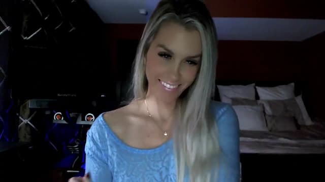 Gallery image thumbnail from Cora9's myfreecams stream on, 01/04/2024, 06:19 image 13 of 20
