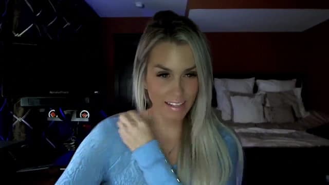 Gallery image thumbnail from Cora9's myfreecams stream on, 01/24/2024, 04:26 image 14 of 20