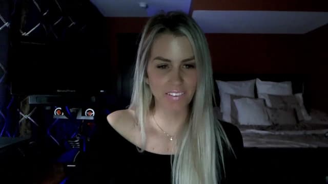 Gallery image thumbnail from Cora9's myfreecams stream on, 02/05/2024, 05:56 image 9 of 20