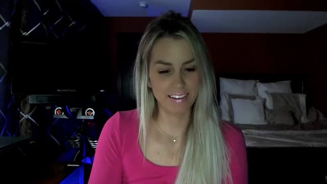 Gallery image thumbnail from Cora9's myfreecams stream on, 02/08/2024, 04:44 image 5 of 20