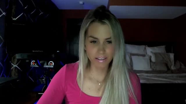 Gallery image thumbnail from Cora9's myfreecams stream on, 02/08/2024, 04:44 image 9 of 20