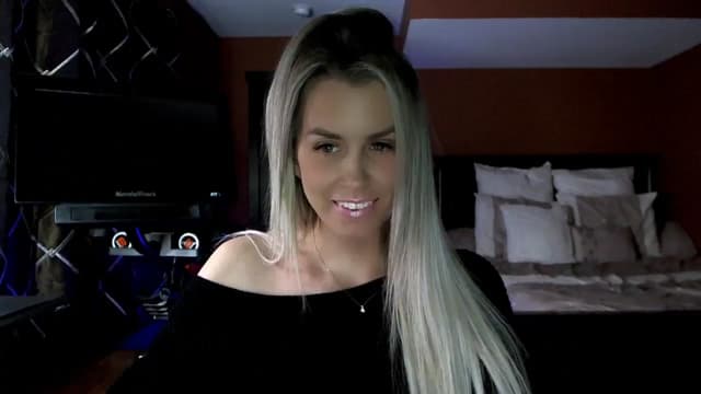 Gallery image thumbnail from Cora9's myfreecams stream on, 02/13/2024, 05:56 image 4 of 20