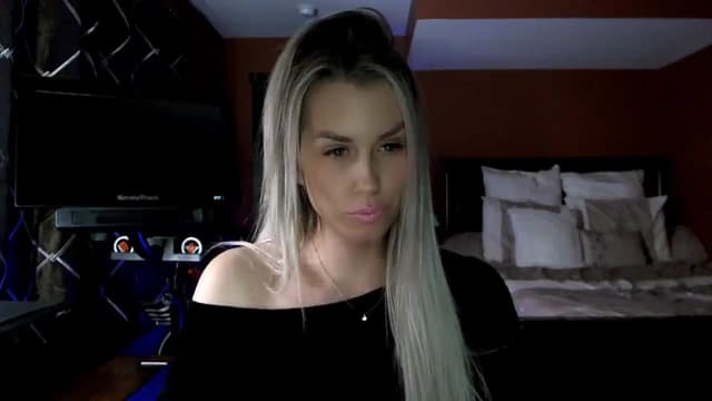 Gallery image thumbnail from Cora9's myfreecams stream on, 02/13/2024, 05:56 image 8 of 20