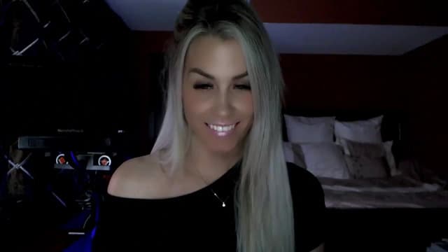 Gallery image thumbnail from Cora9's myfreecams stream on, 03/05/2024, 05:25 image 15 of 20