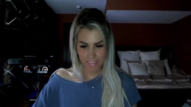 Gallery image thumbnail from Cora9's myfreecams stream on, 03/11/2024, 04:13 image 8 of 20