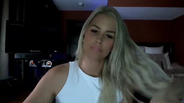 Gallery image thumbnail from Cora9's myfreecams stream on, 06/05/2024, 04:26 image 16 of 20