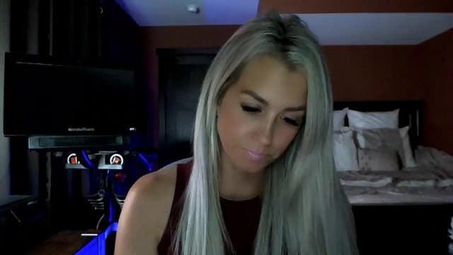 Gallery image thumbnail from Cora9's myfreecams stream on, 08/29/2024, 03:52 image 1 of 20