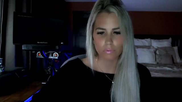 Gallery image thumbnail from Cora9's myfreecams stream on, 09/10/2024, 04:07 image 13 of 20
