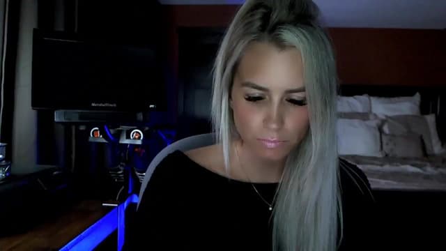 Gallery image thumbnail from Cora9's myfreecams stream on, 09/10/2024, 04:07 image 11 of 20