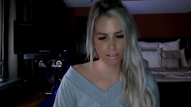 Gallery image thumbnail from Cora9's myfreecams stream on, 10/24/2024, 04:05 image 5 of 20