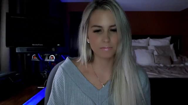 Gallery image thumbnail from Cora9's myfreecams stream on, 10/31/2024, 04:05 image 1 of 20